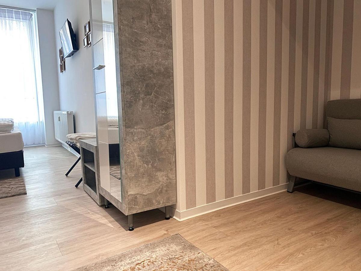 Kangarooms - Schlachte Weserpromenade Brémai repülőtér Kültér fotó